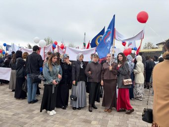 Созидаем ради будущего: команда Городской детской поликлиники встретила Первомай! 0