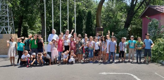 Нашими сотрудниками прочитана лекция для в детском оздоровительном лагере "Нефтяник" г.Малгобек. 0 Нашими сотрудниками прочитана лекция для в детском оздоровительном лагере "Нефтяник" г.Малгобек. 0